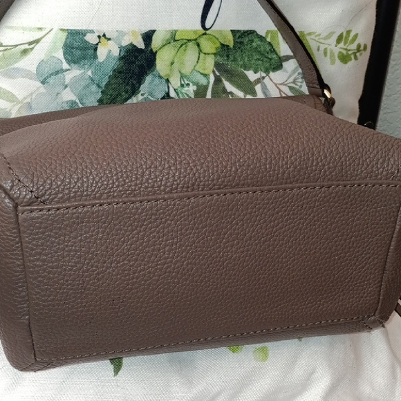 Kate Spade Preloved Cobble Hill Dark Brown Shoulder Bag - Picture 5 of 16